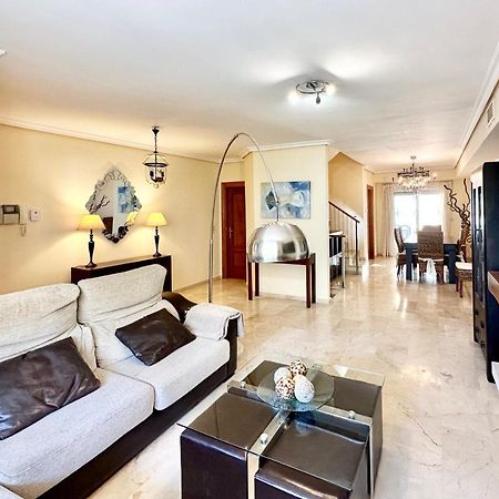 El Arenal Townhouse By The Beach With Swimming Pool - Eaw Homes Marbella Ngoại thất bức ảnh