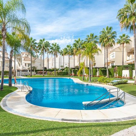 El Arenal Townhouse By The Beach With Swimming Pool - Eaw Homes Marbella Ngoại thất bức ảnh