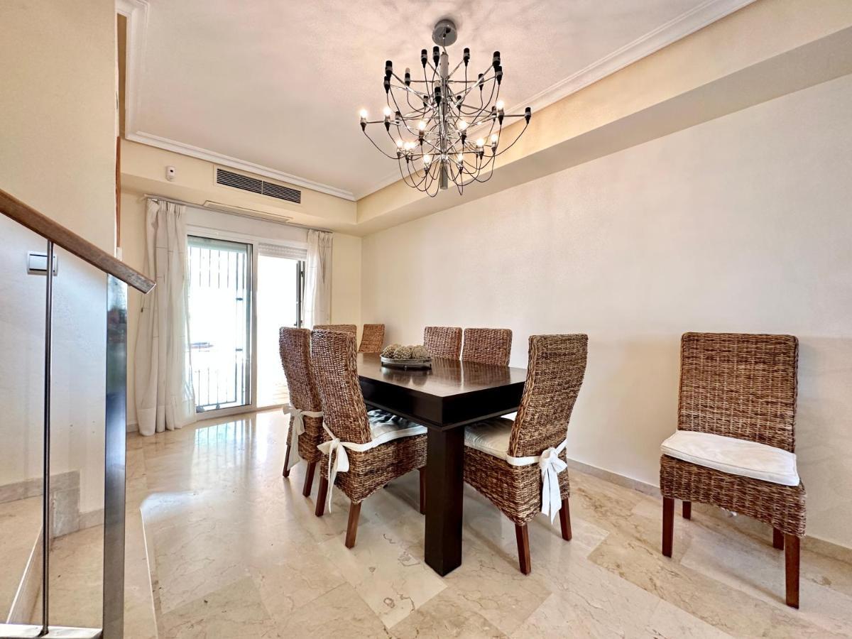 El Arenal Townhouse By The Beach With Swimming Pool - Eaw Homes Marbella Ngoại thất bức ảnh