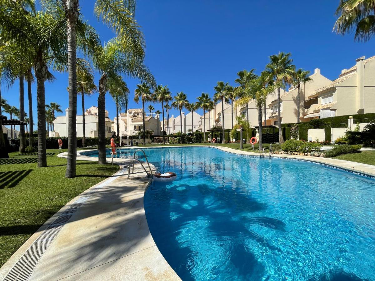 El Arenal Townhouse By The Beach With Swimming Pool - Eaw Homes Marbella Ngoại thất bức ảnh